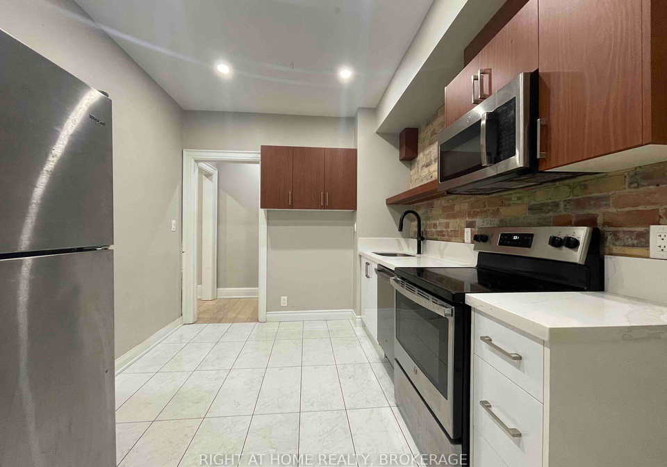 178-spadina-road-toronto-ontario-c12235323