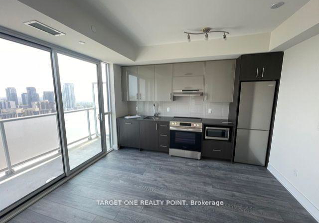 188-fairview-mall-drive-north-york-ontario-c12235414