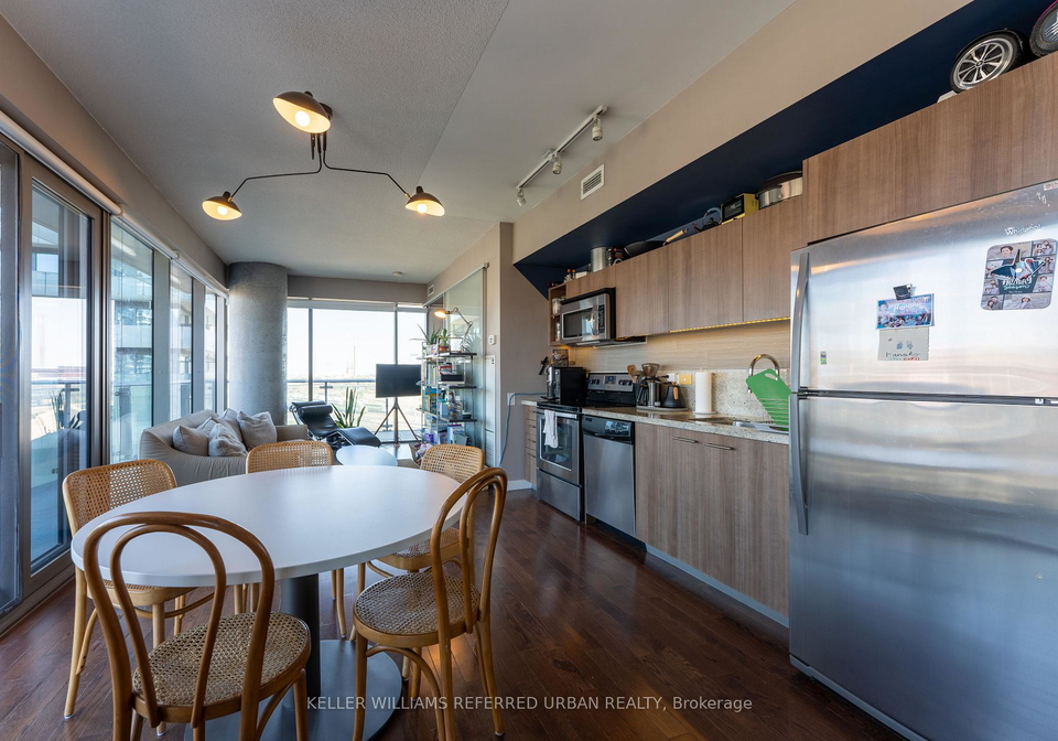 70-distillery-lane-toronto-ontario-c12235694