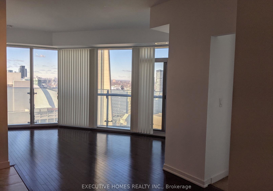 12-york-street-toronto-ontario-c12235747