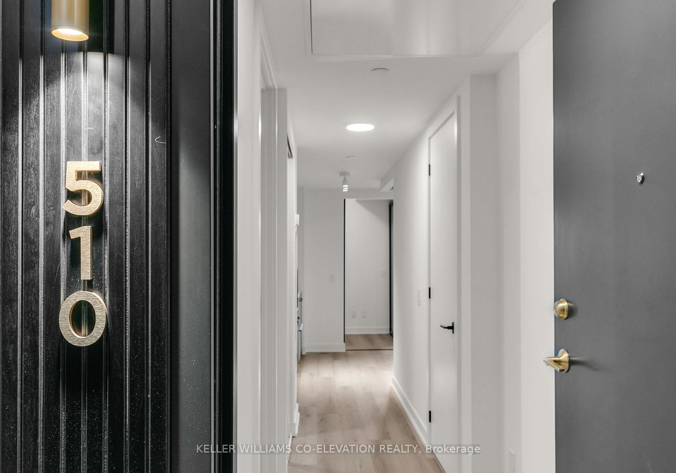 5-lakeview-avenue-toronto-ontario-c12235801