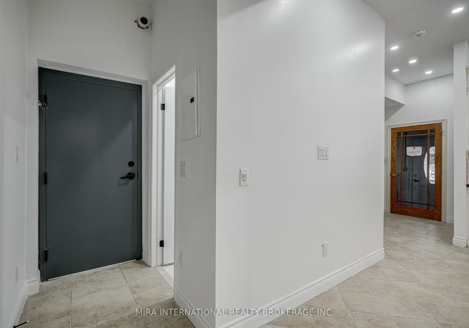 180-sherbourne-street-toronto-ontario-c12235934