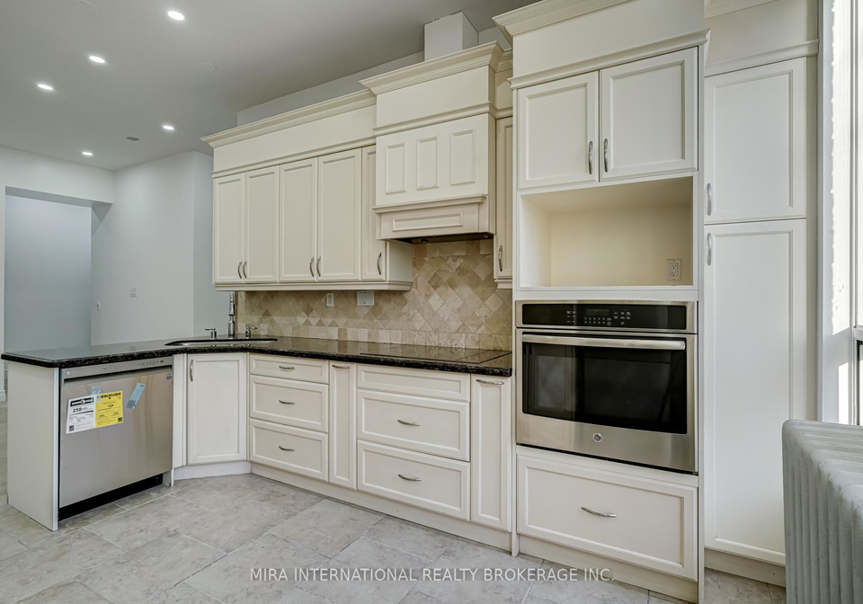 180-sherbourne-street-toronto-ontario-c12235934