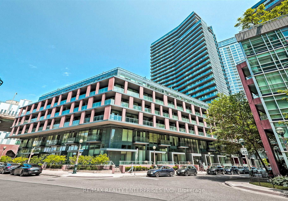 20-bruyeres-mews-toronto-ontario-c12235936