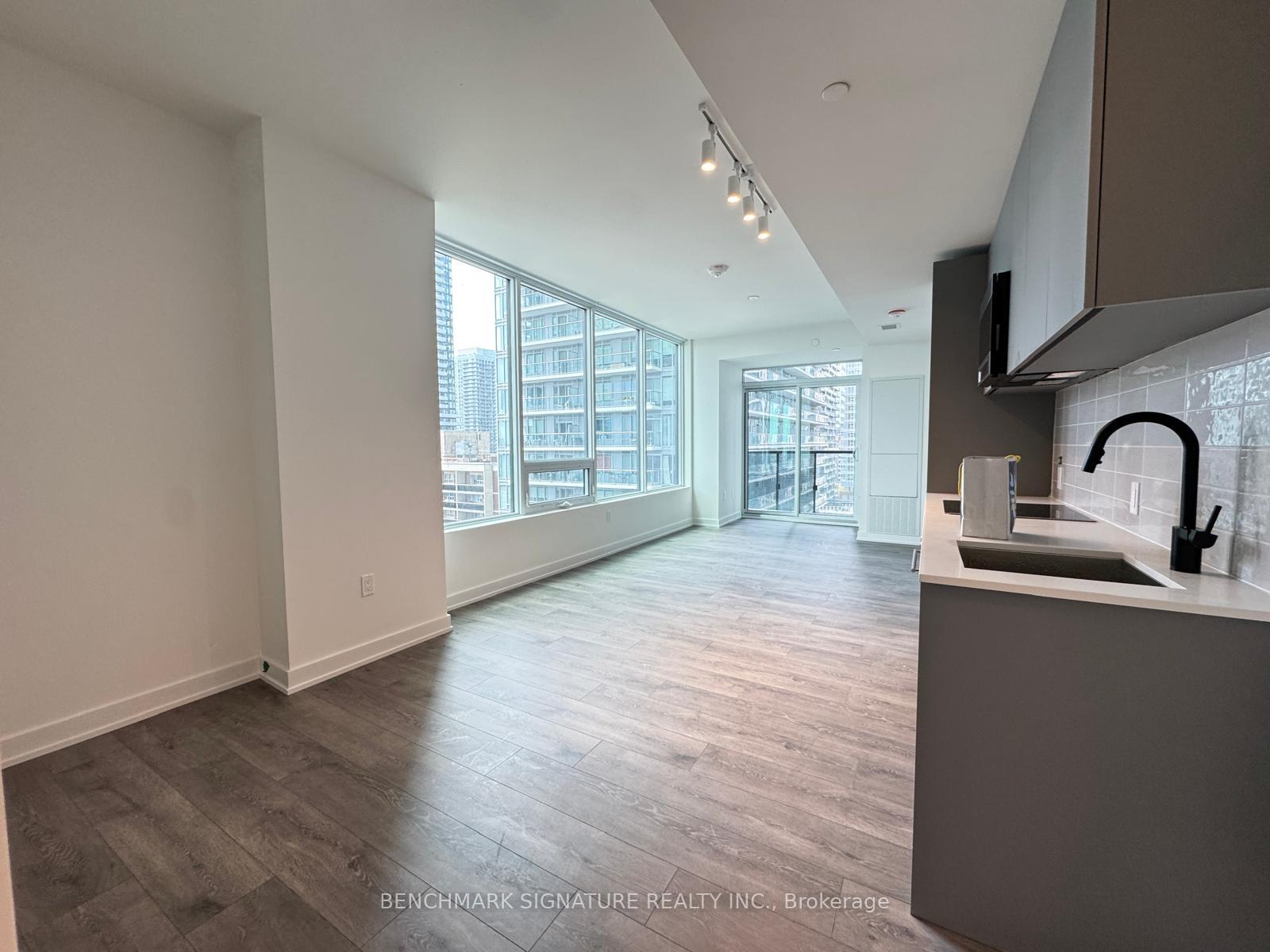 117-broadway-avenue-toronto-ontario-c12236348