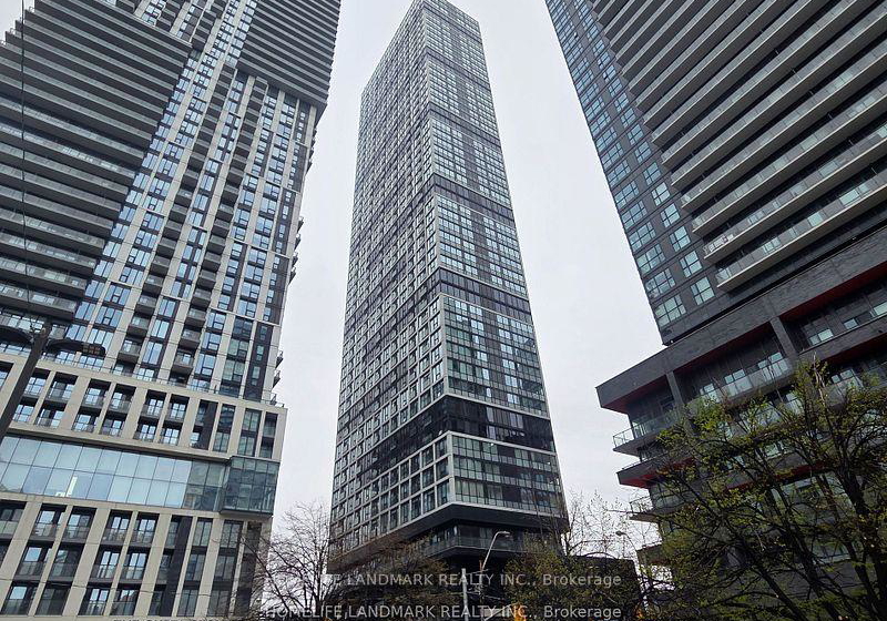 181-dundas-street-e-toronto-ontario-c12236435
