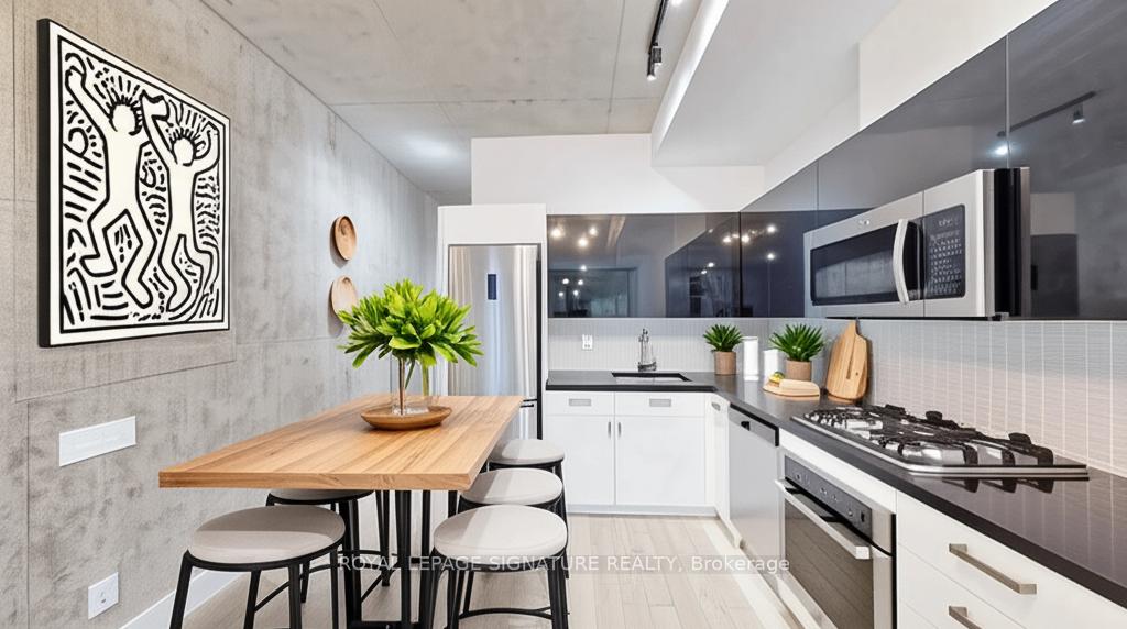 39-brant-street-toronto-ontario-c12236481
