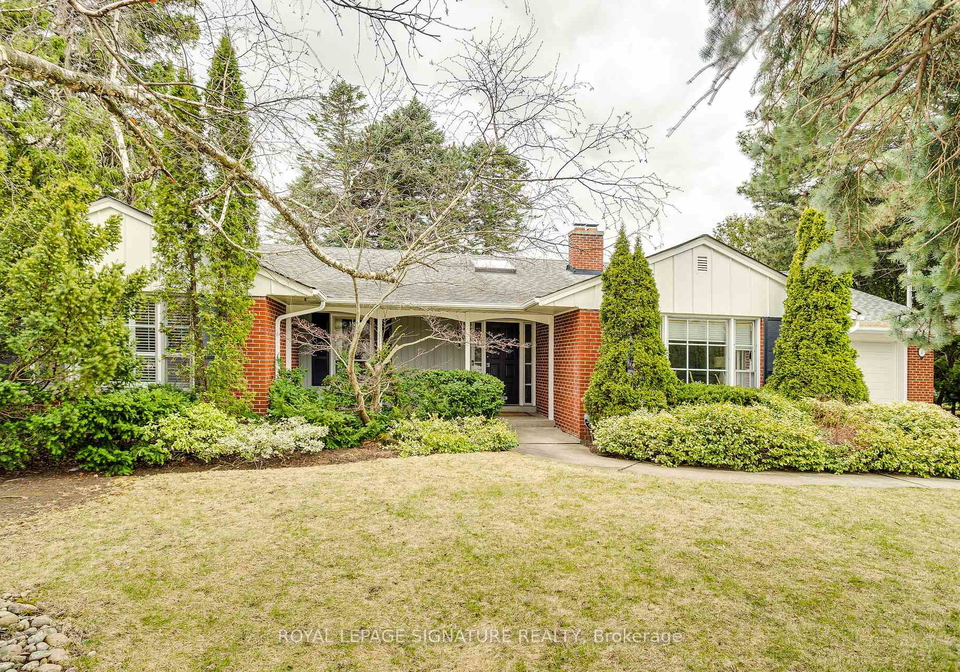 8-honeywell-place-north-york-ontario-c12236565