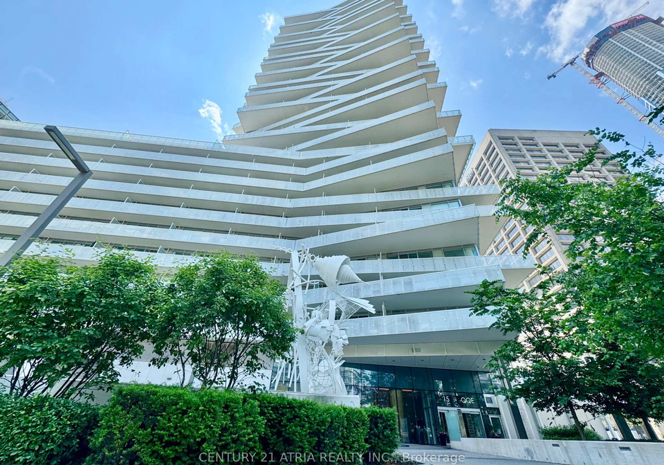 15-queens-quay-e-toronto-ontario-c12236596