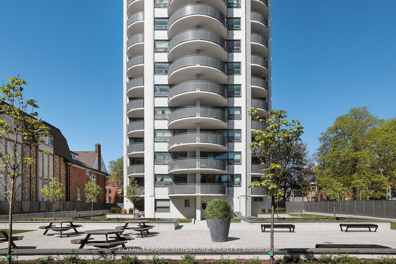 485-huron-street-toronto-ontario-c12236649
