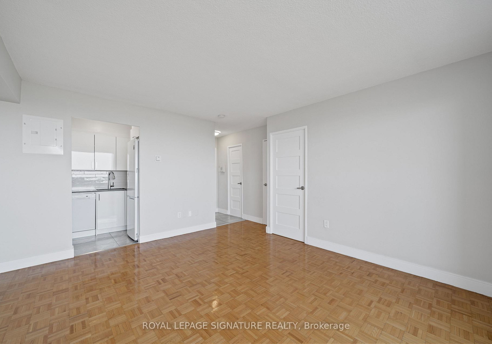 666-spadina-avenue-toronto-ontario-c12236688