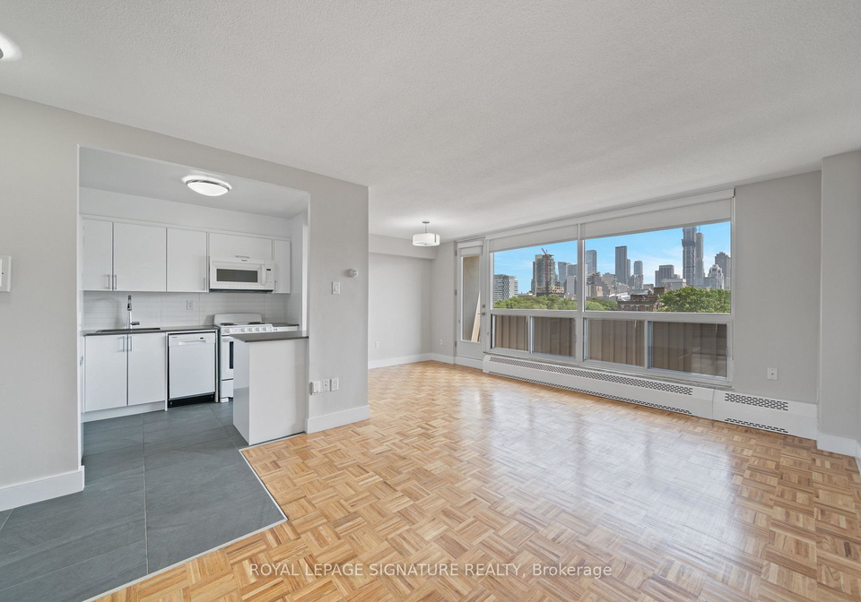 666-spadina-avenue-toronto-ontario-c12236775