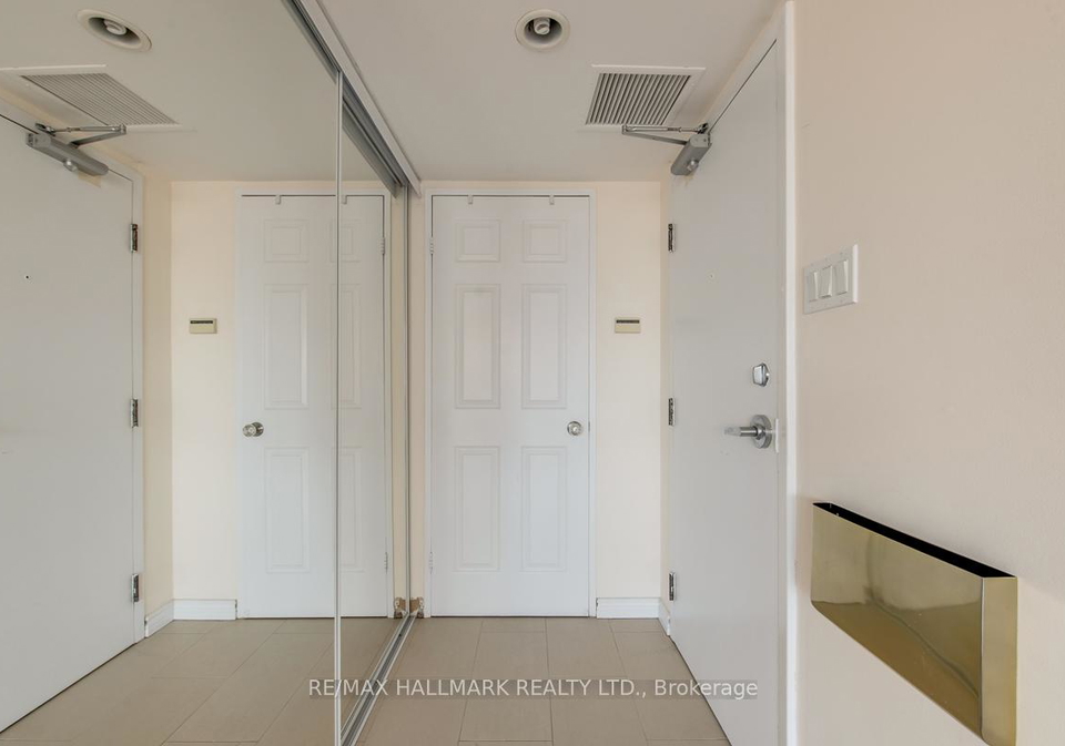 705-king-street-toronto-ontario-c12236937