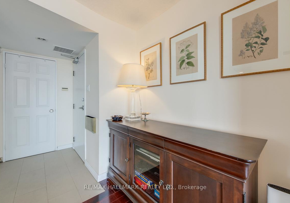 705-king-street-toronto-ontario-c12236937