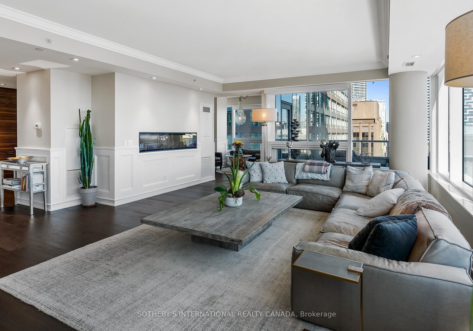 88-scott-street-toronto-ontario-c12236964
