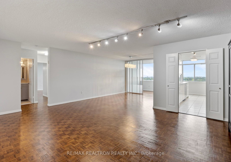 3000-bathurst-street-toronto-ontario-c12236981