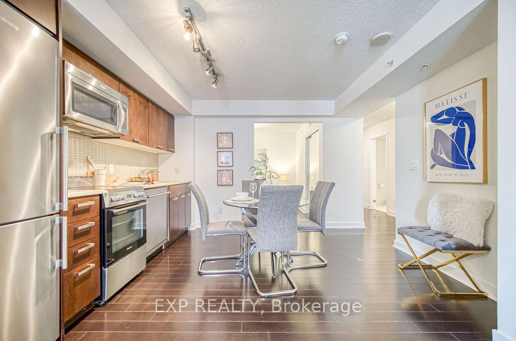 295-adelaide-street-w-toronto-ontario-c12237130
