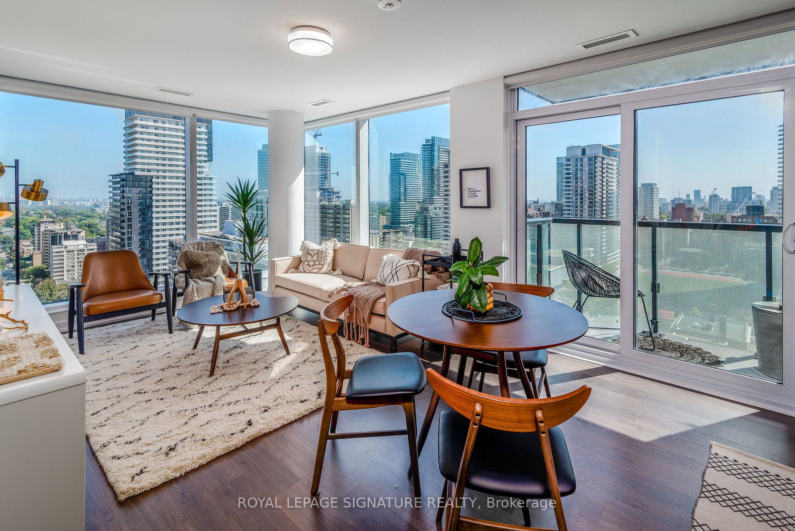 18-erskine-avenue-toronto-ontario-c12237151