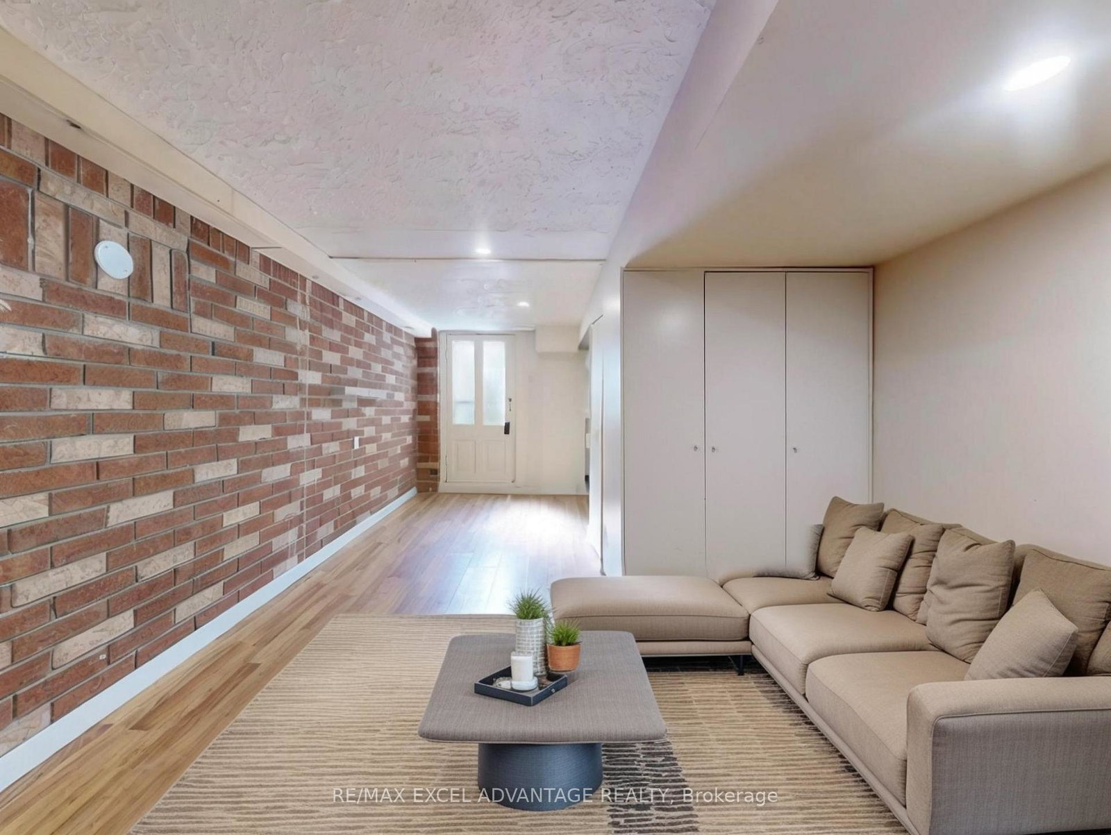 126-beaconsfield-avenue-toronto-ontario-c12237158