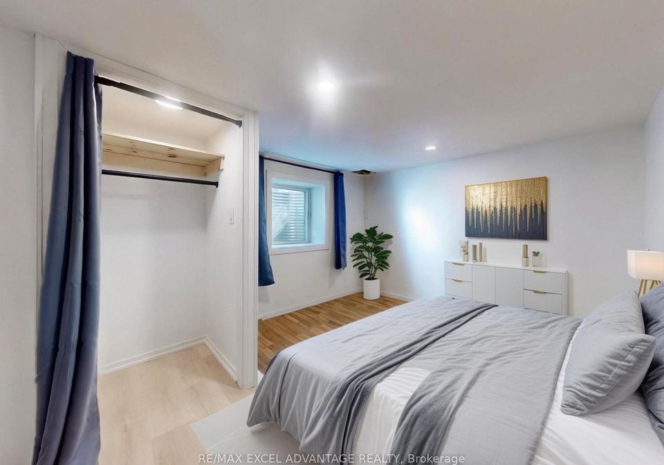 126-beaconsfield-avenue-toronto-ontario-c12237158