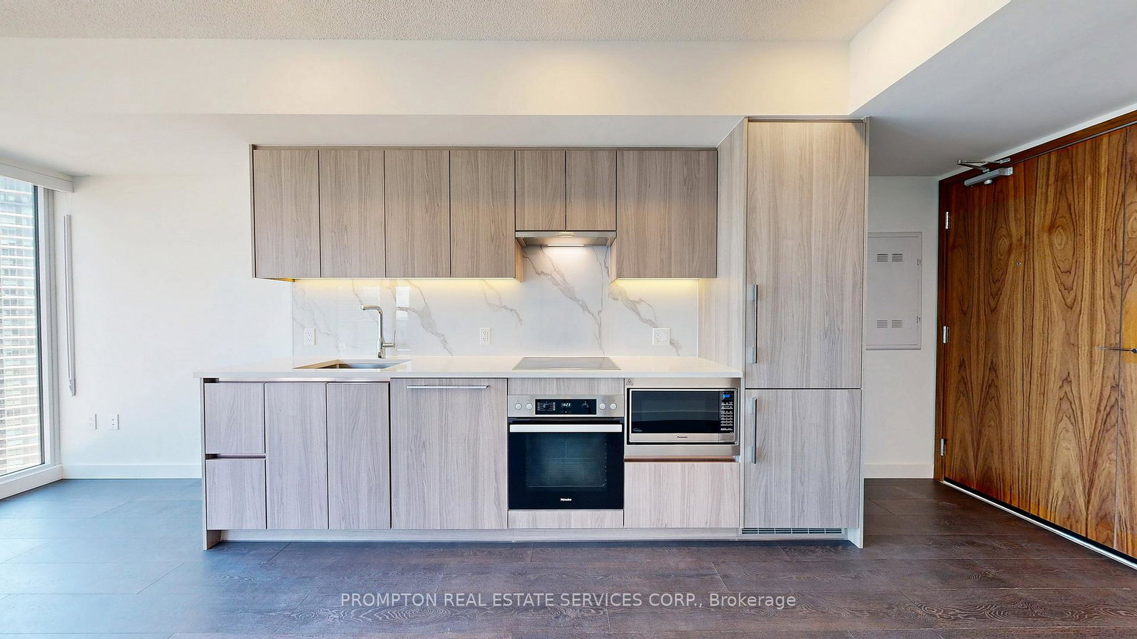 1-concord-cityplace-way-toronto-ontario-c12237347