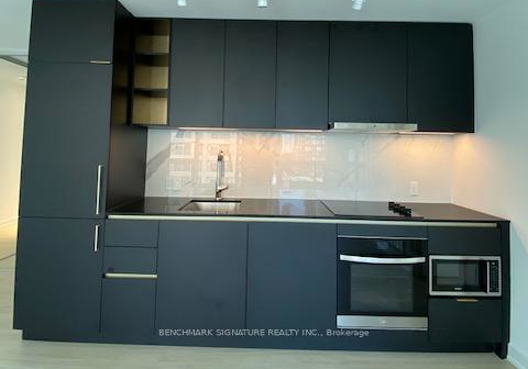 8-wellesley-street-w-toronto-ontario-c12237398
