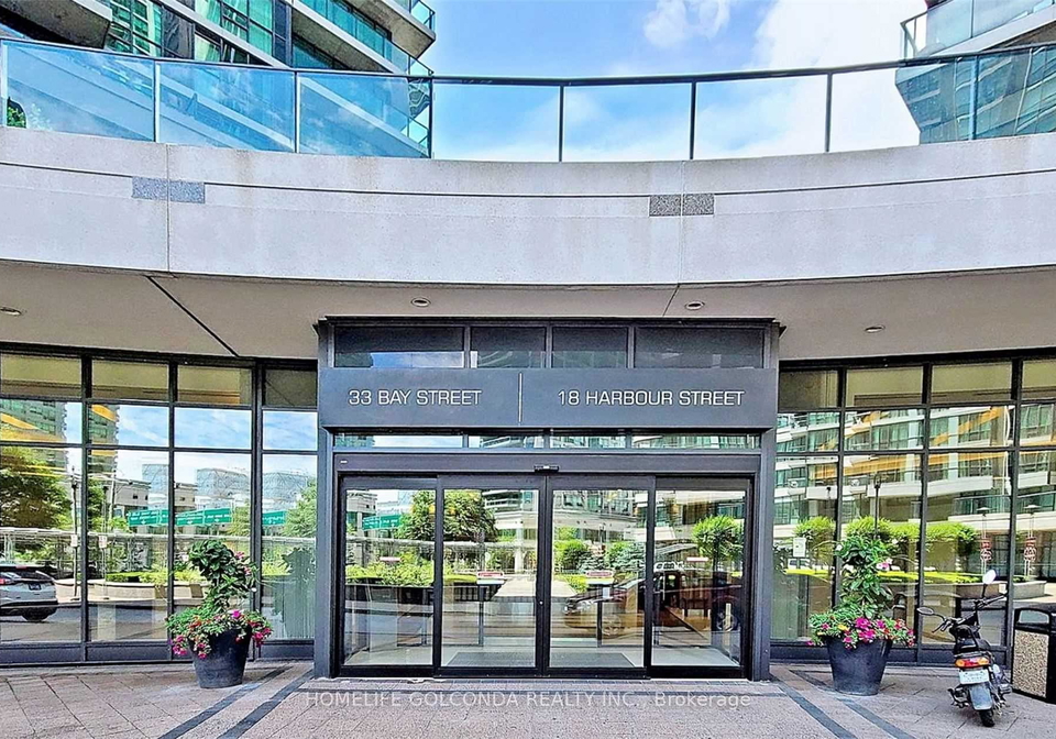 33-bay-street-toronto-ontario-c12237416