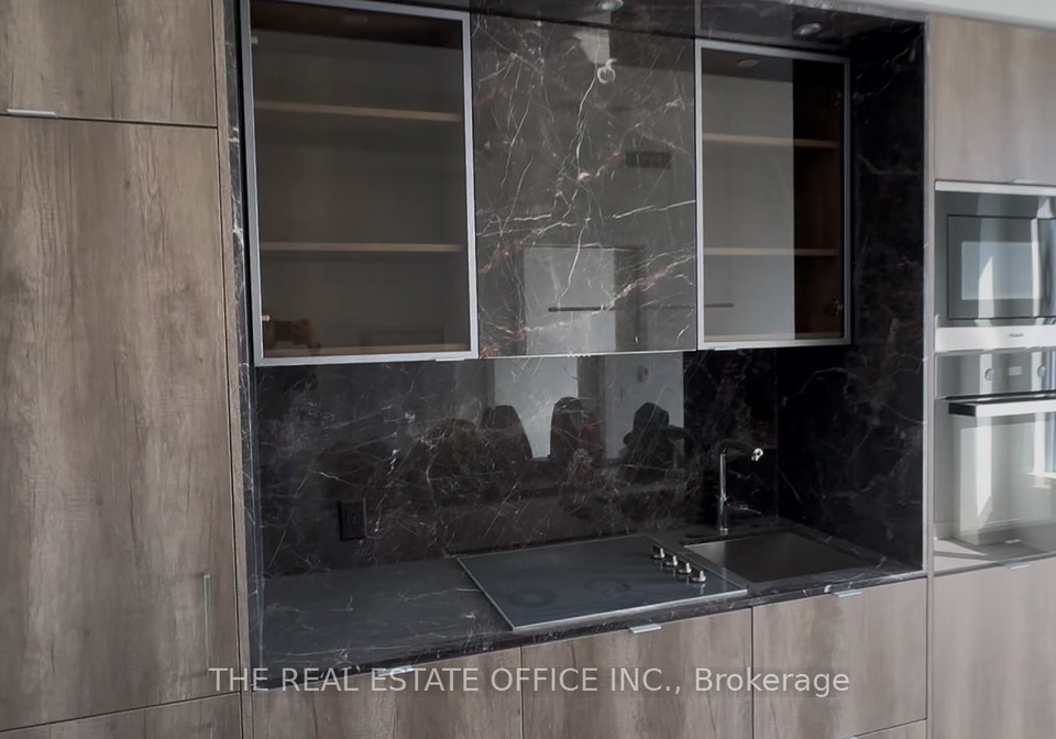 11-yorkville-avenue-toronto-ontario-c12237550