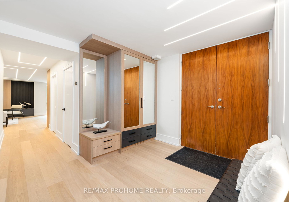 66-collier-street-toronto-ontario-c12237704