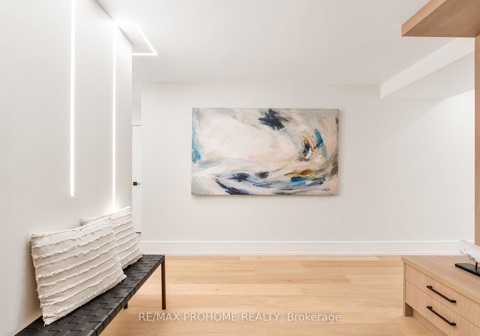 66-collier-street-toronto-ontario-c12237704