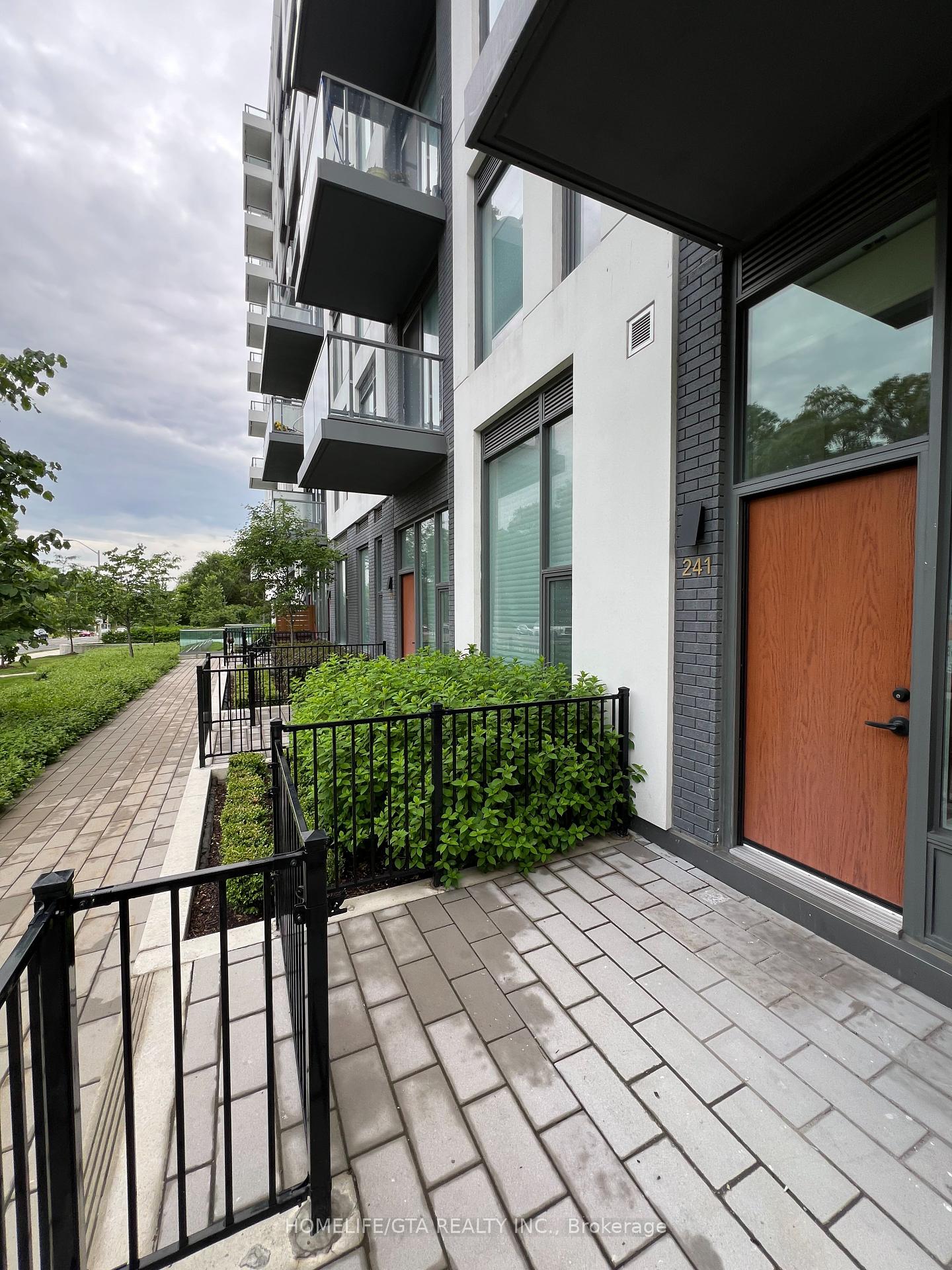 25-adra-grado-way-north-york-ontario-c12237759