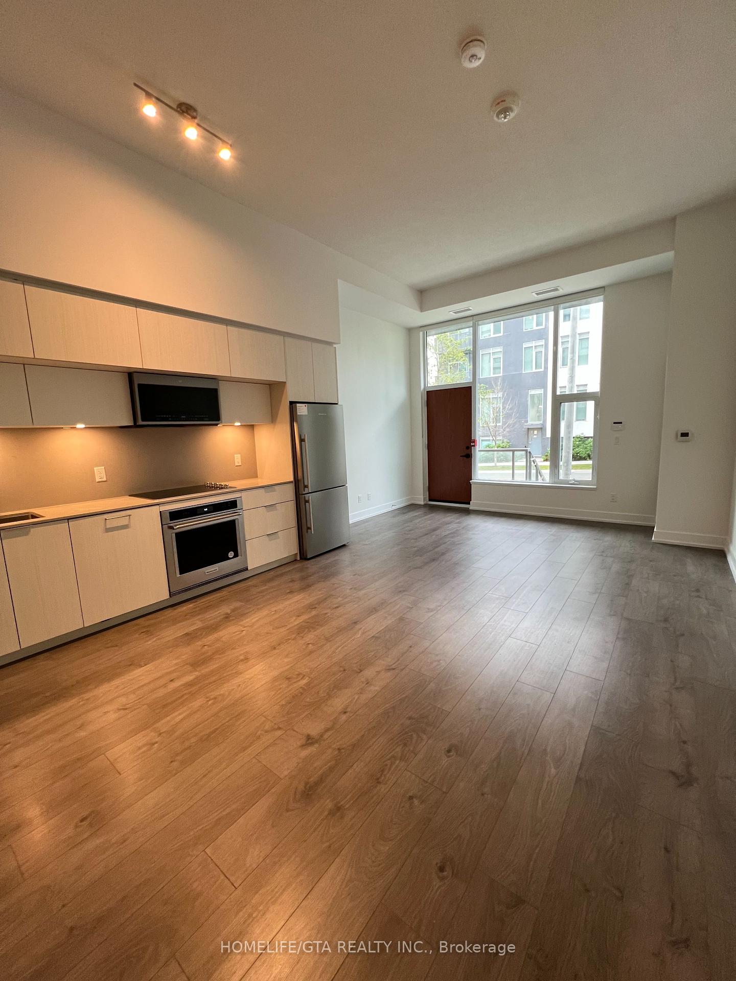 25-adra-grado-way-north-york-ontario-c12237861