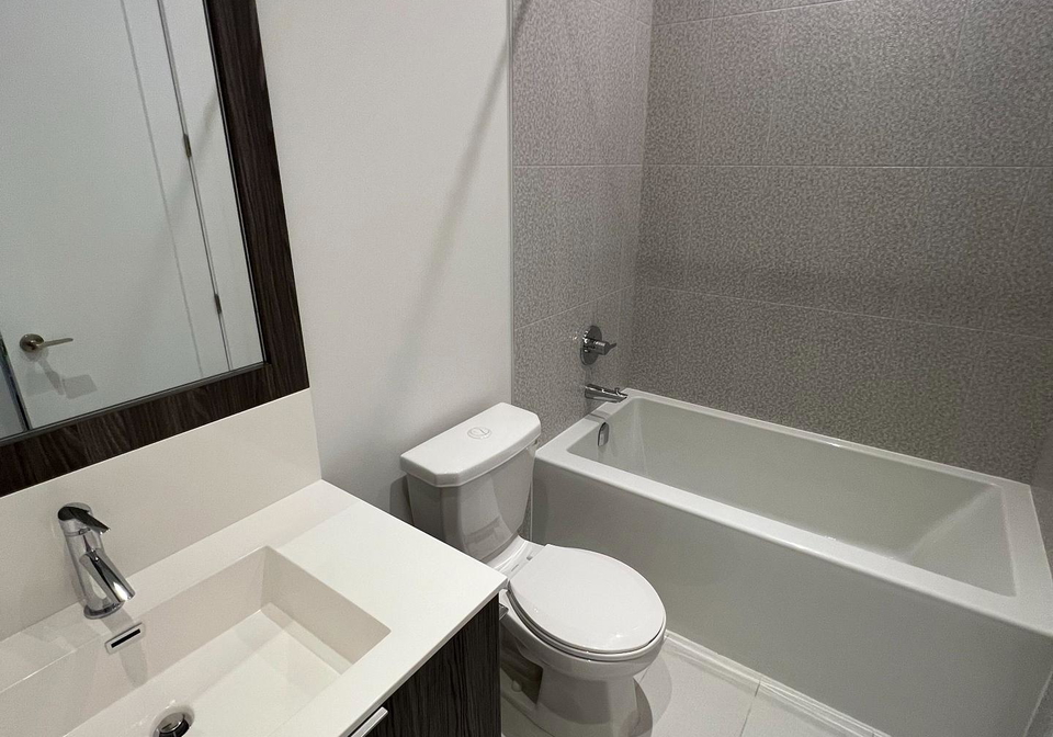 25-adra-grado-way-north-york-ontario-c12237861