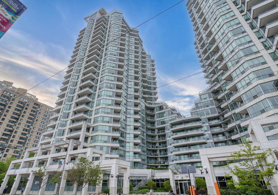 230-queens-quay-w-toronto-ontario-c12237940