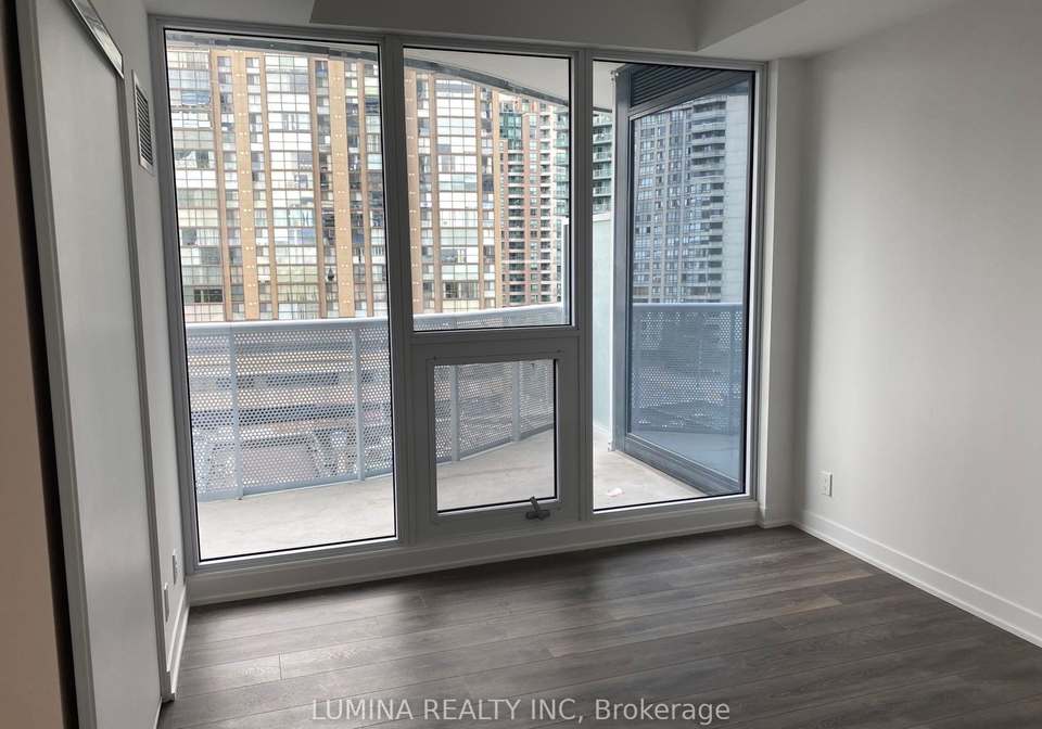 15-holmes-avenue-s-north-york-ontario-c12238241