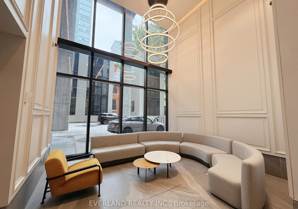 3-gloucester-street-toronto-ontario-c12238333