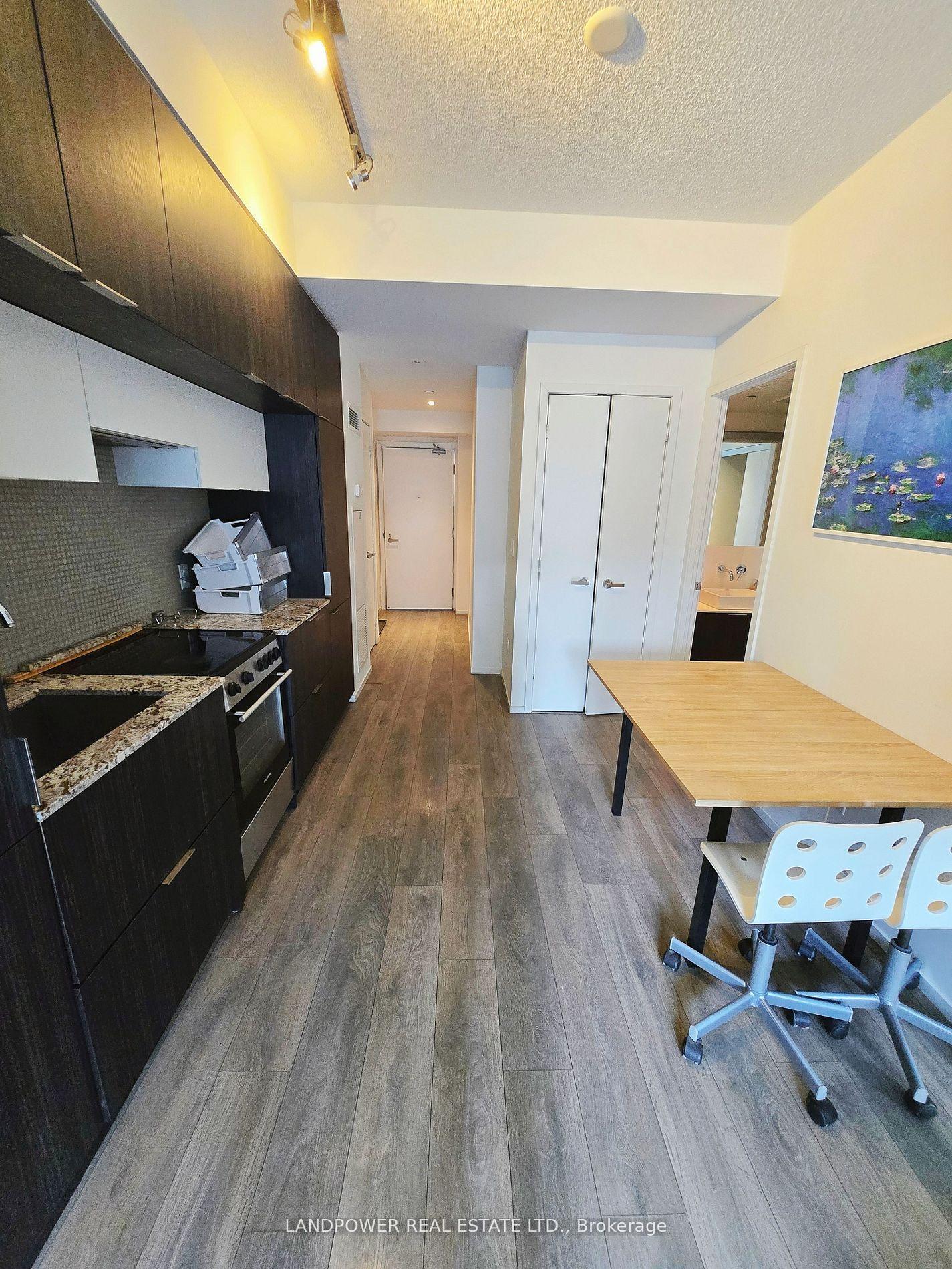 159-dundas-street-e-toronto-ontario-c12238447