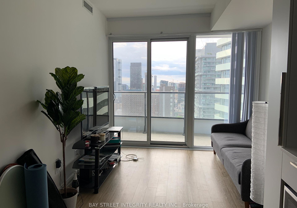 85-wood-street-toronto-ontario-c12238753