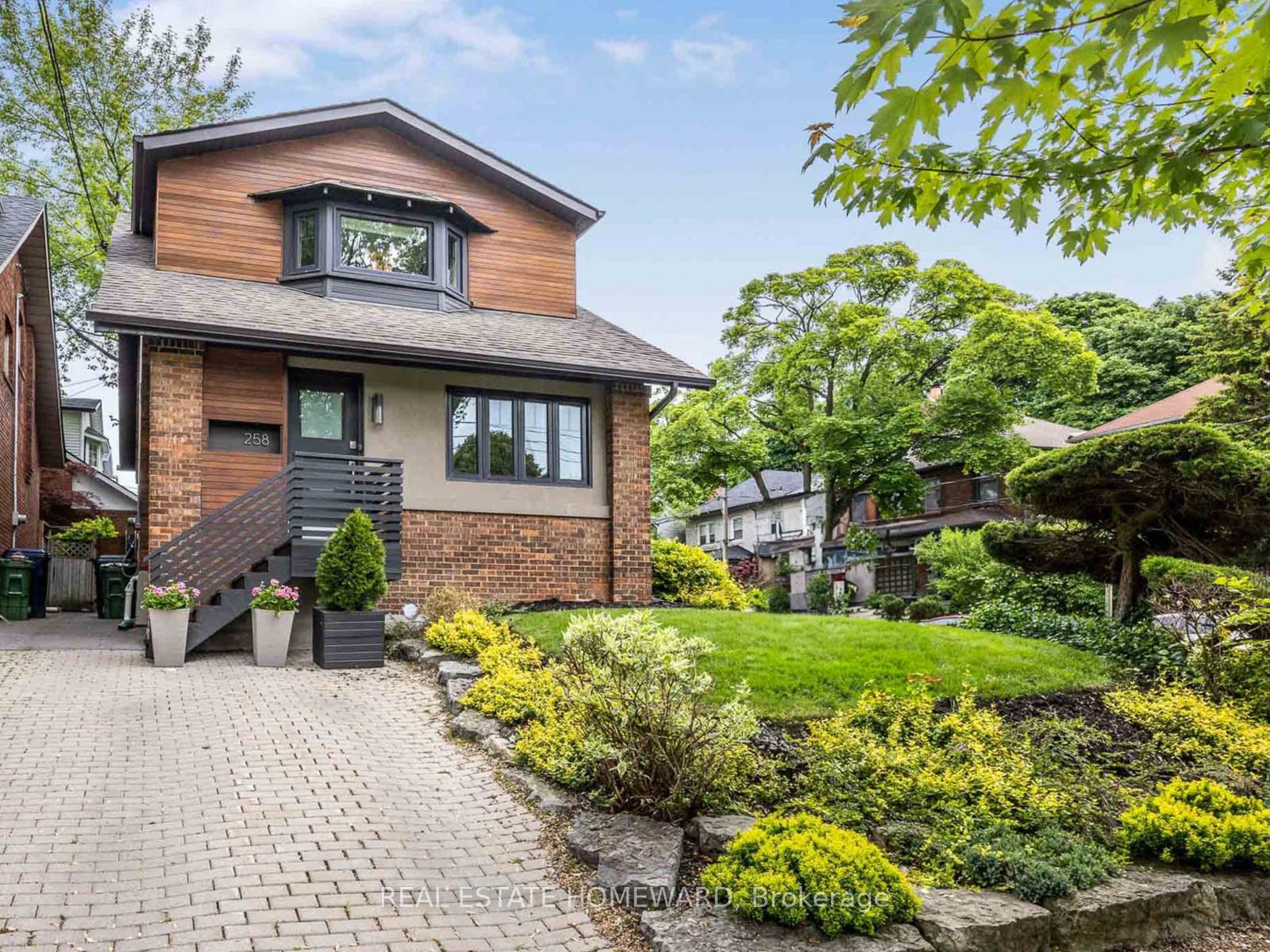 258-st-clements-avenue-toronto-ontario-c12238794