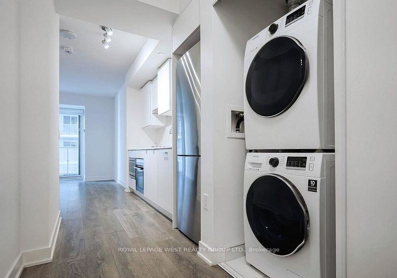 195-redpath-avenue-toronto-ontario-c12238972