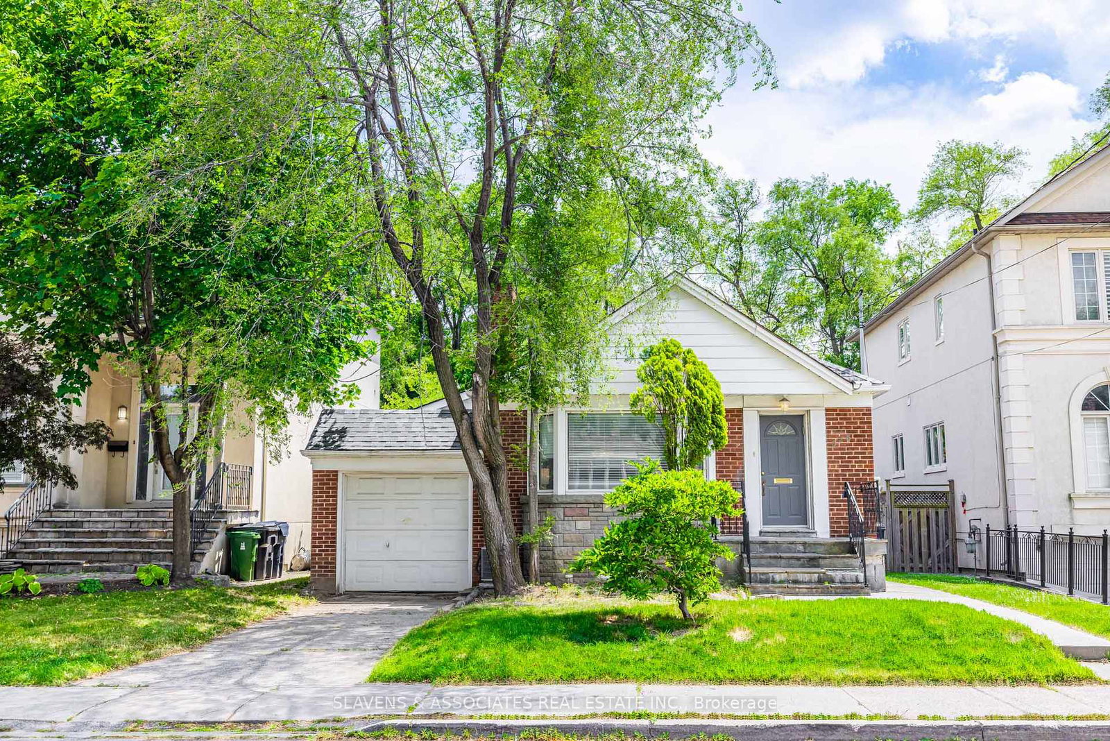 523-glengarry-avenue-toronto-ontario-c12239502