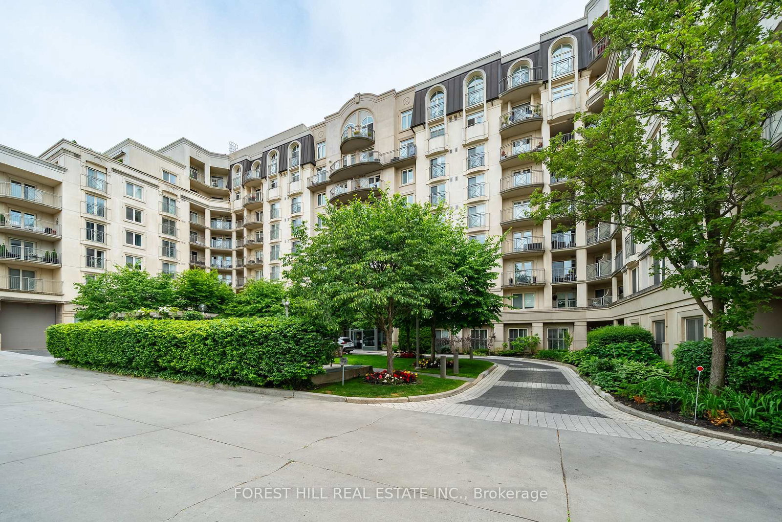 1-balmoral-avenue-toronto-ontario-c12239700