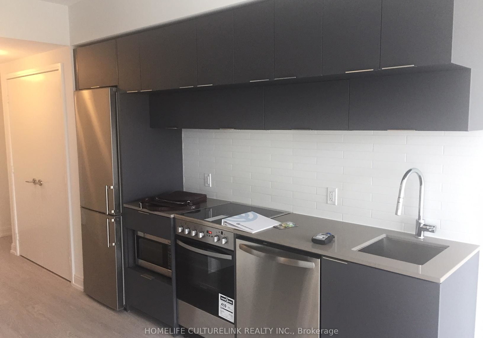 181-dundas-street-e-toronto-ontario-c12239758