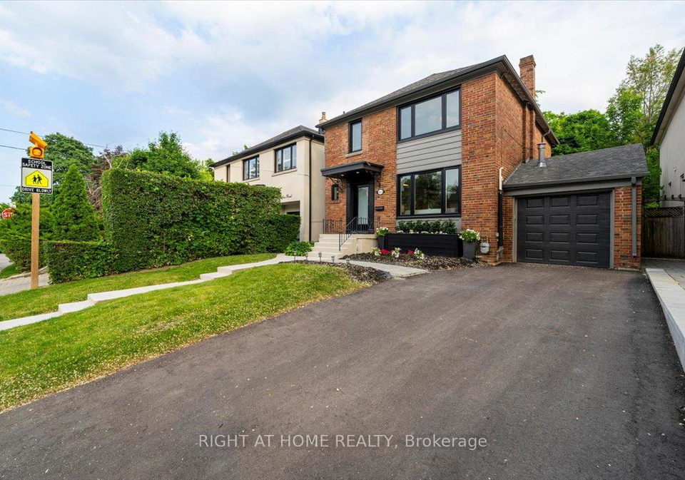 163-ava-road-toronto-ontario-c12239781