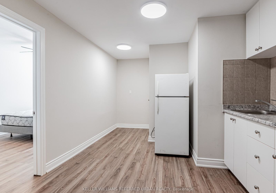 137-shelborne-avenue-toronto-ontario-c12239827