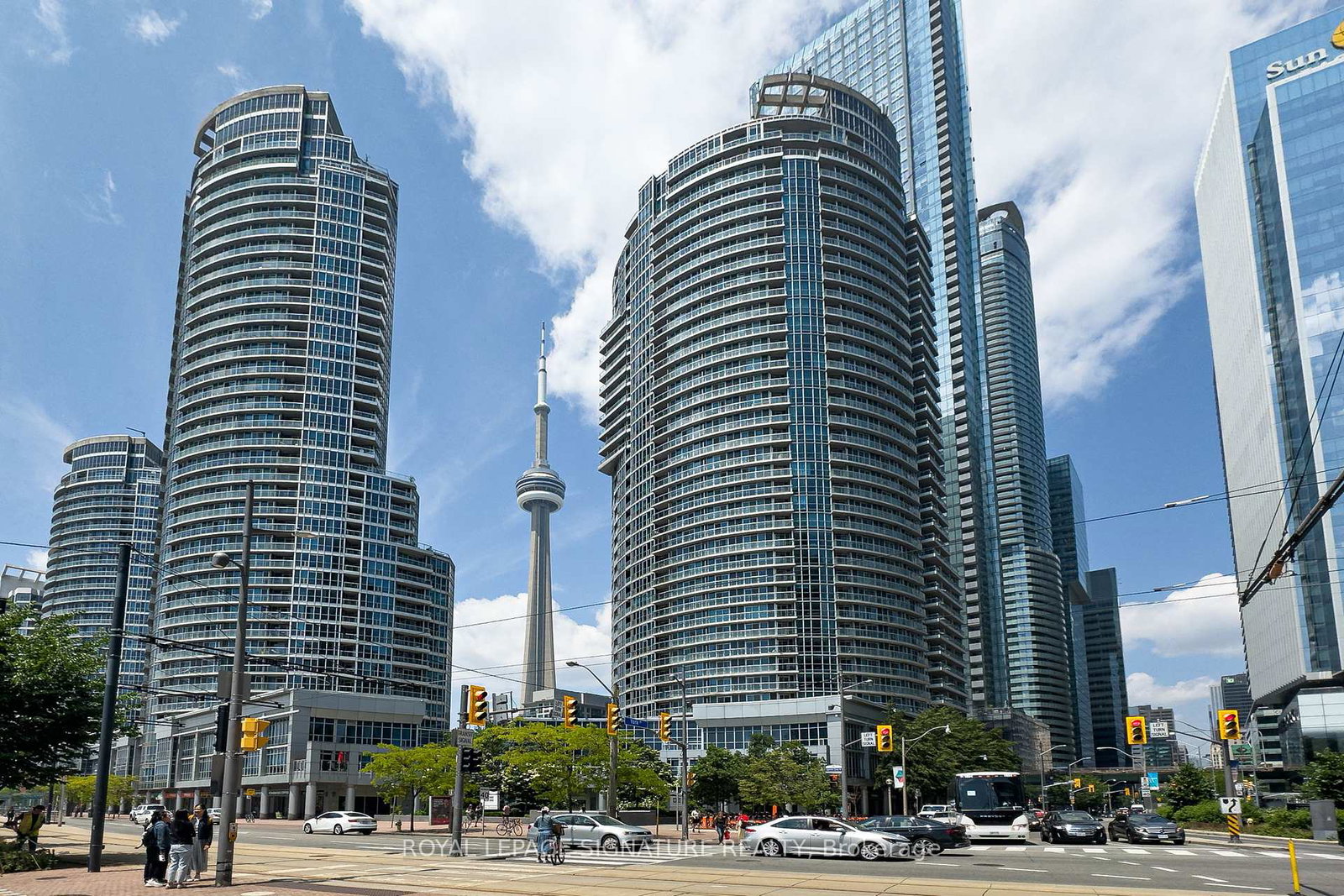 208-queens-quay-w-toronto-ontario-c12239887