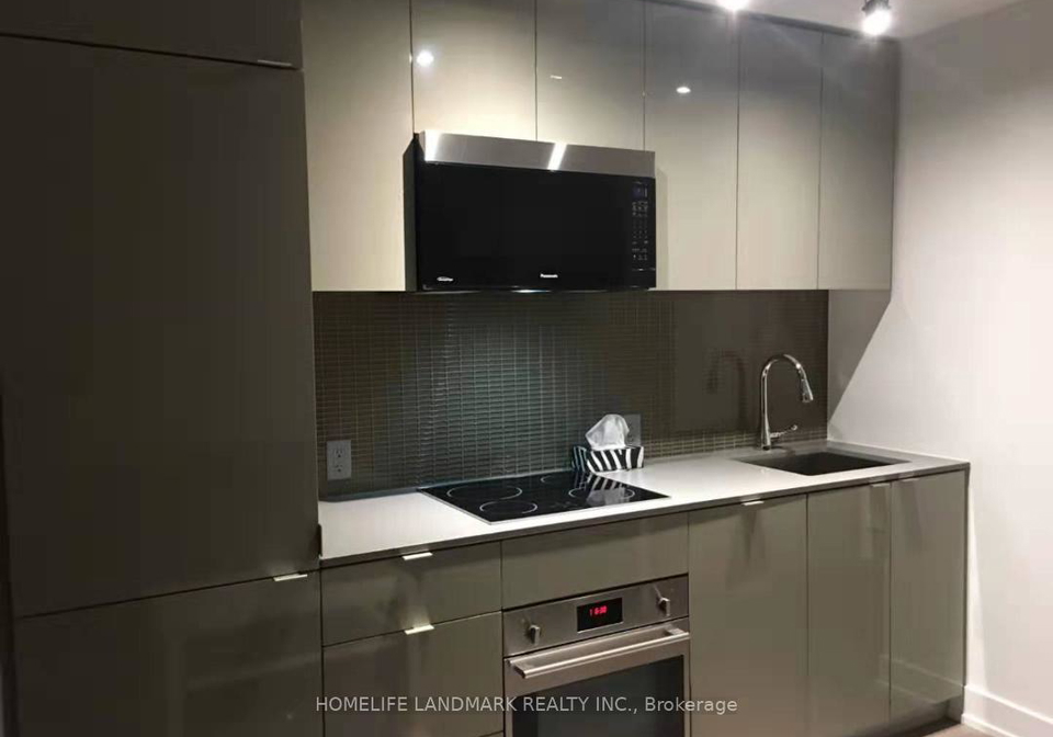 7-grenville-street-toronto-ontario-c12240001