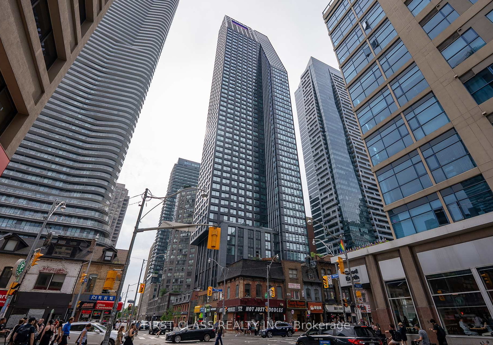8-wellesley-street-w-toronto-ontario-c12240073