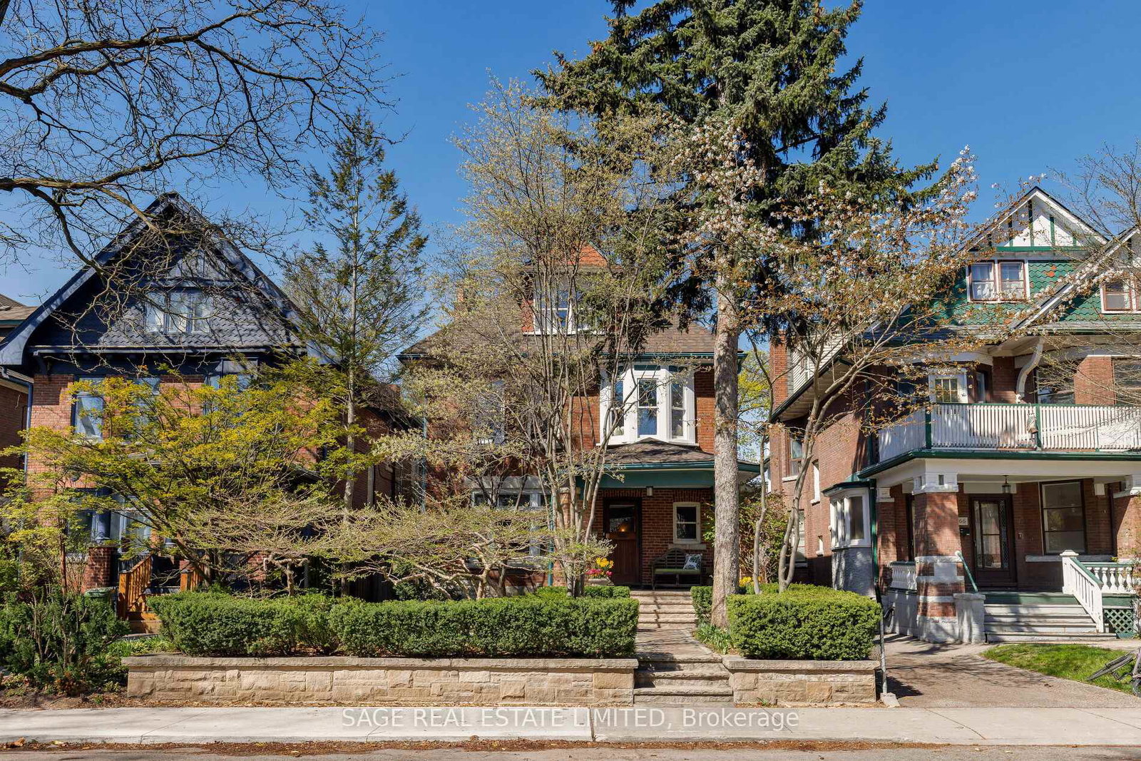 364-palmerston-boulevard-toronto-ontario-c12240106