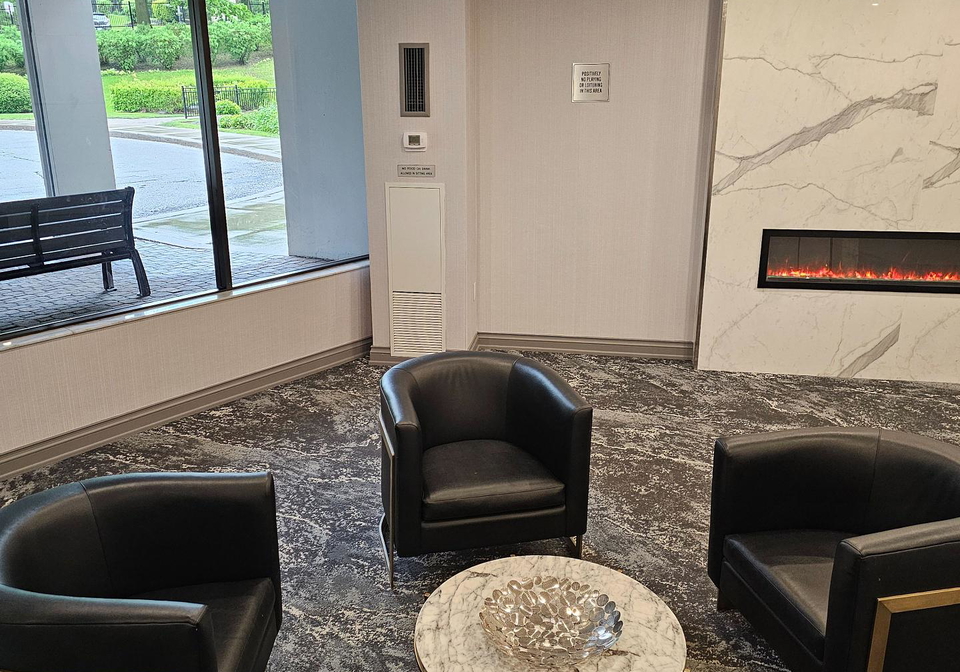 10-edgecliff-golfway-east-york-ontario-c12240344